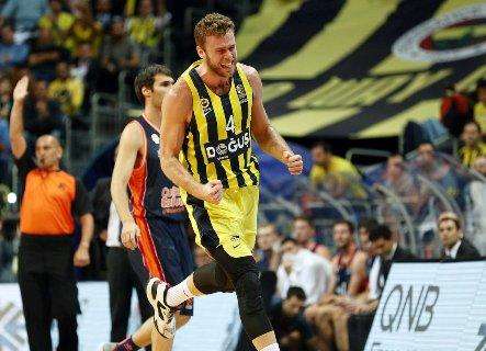 Nicolò Melli ha richieste importanti dalla NBA: lascerà il Fenerbahçe?