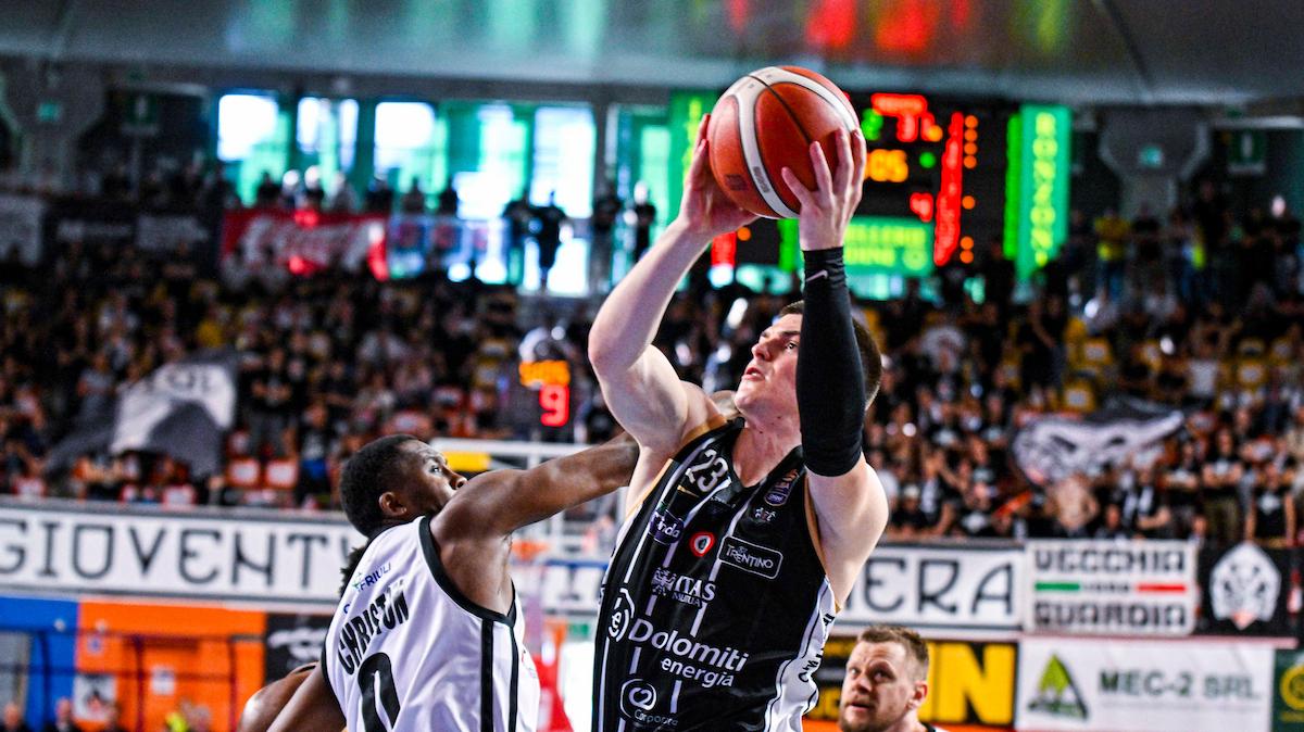Trento sogna i playoff, Jakimovski suona la carica: «Con Milano una finale, i tifosi saranno decisivi»