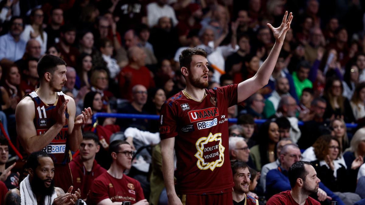 La violenza nel calcio porta a blindare il Taliercio per Reyer-Nutribullet
