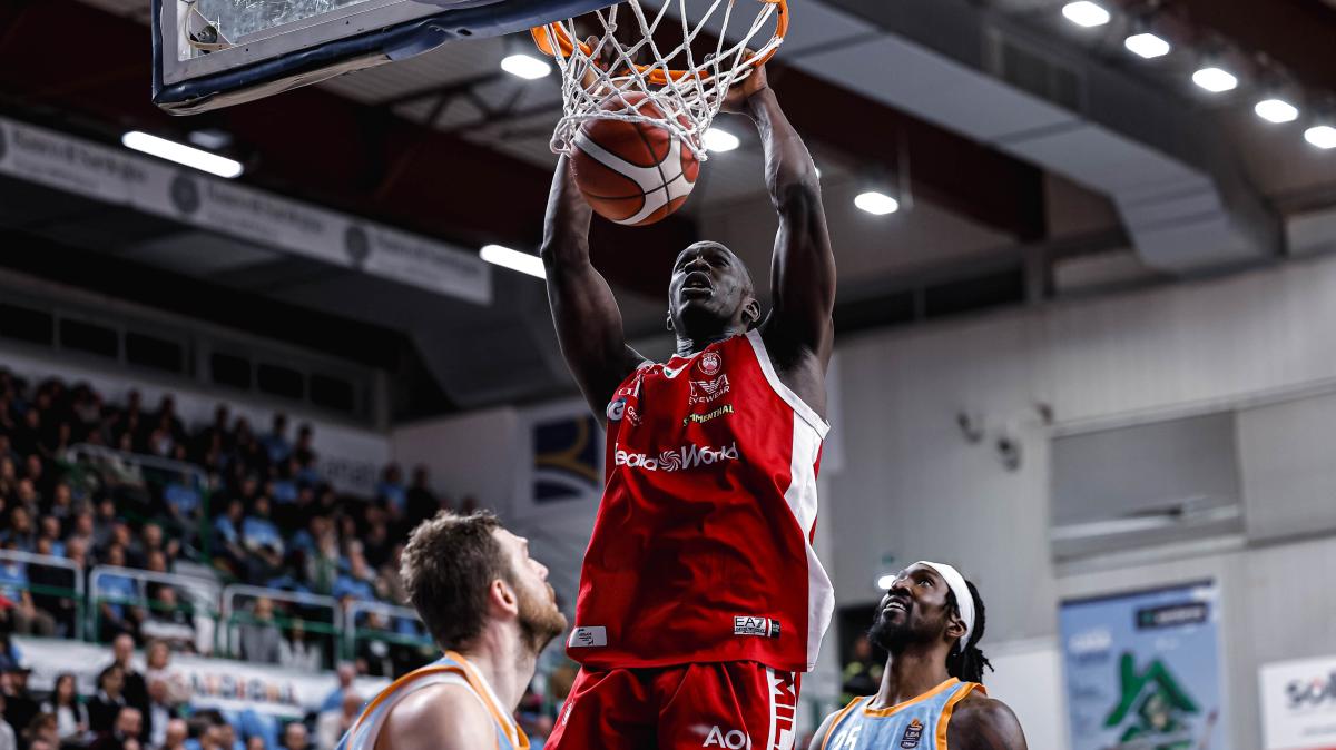 Olimpia Milano, l'infermeria verso Sassari: pronto il debutto di Leonardo Totè