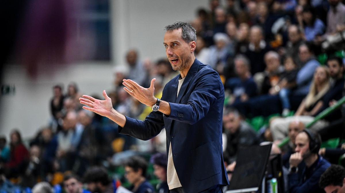 Ufficiale: Sassari ha esonerato Massimo Bulleri
