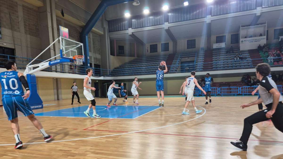 Serie B - La Virtus scappa sulle ali di Brown, poi controlla d’autorità e sbanca Mola