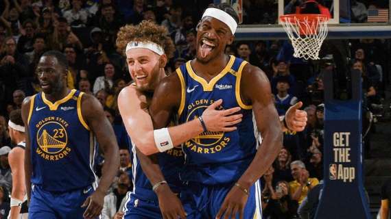 NBA - 30 di Curry, e Golden State spicca il volo sui Mavericks