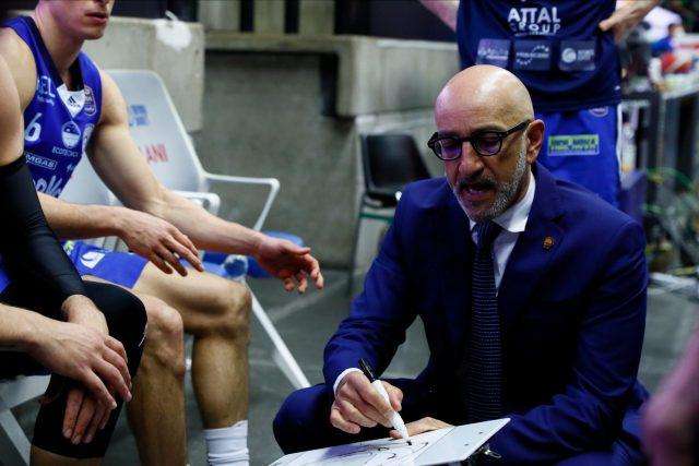 LBA - Brindisi, Vitucci: “Partita a ritmo troppo elevato, perso il controllo"