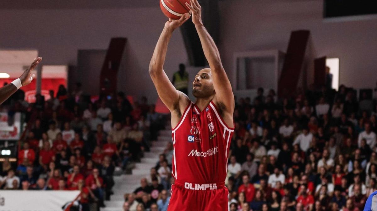 L'Olimpia Milano a Reggio Emilia, le ultime e la prestazione del vice Seravalli