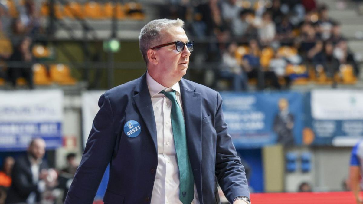 Cantù-Sassari, è sfida salvezza. E gli Eagles Cantù suonano la carica a Desio