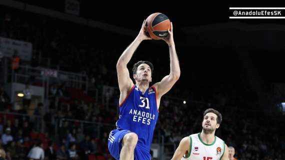 EuroLeague - Anadolu Efes supera il Baskonia raggiungendolo in classifica