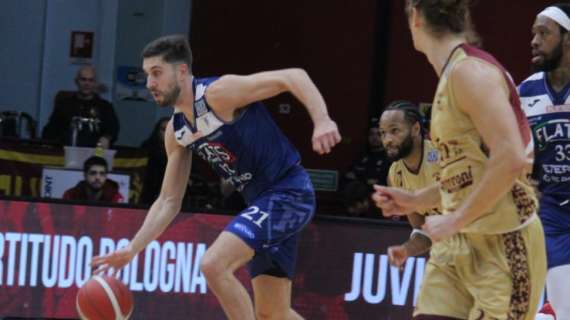 A2 - La Fortitudo Bologna vince a Cremona in volata: primo stop per la JuVi