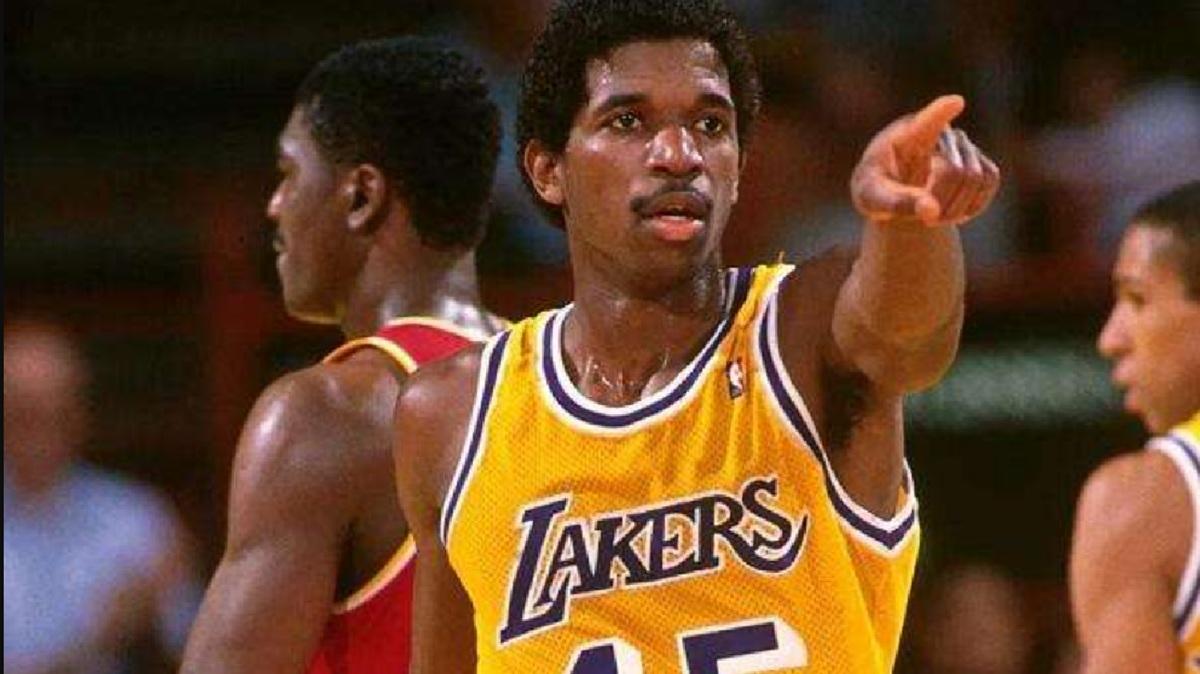 NBA - 18 aprile 2001, il record di partite consecutive di AC Green