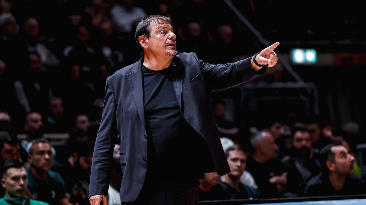 Ergin Ataman: «Messina? Non c'è tempo per vivere di storia. Olimpia da Final Four»