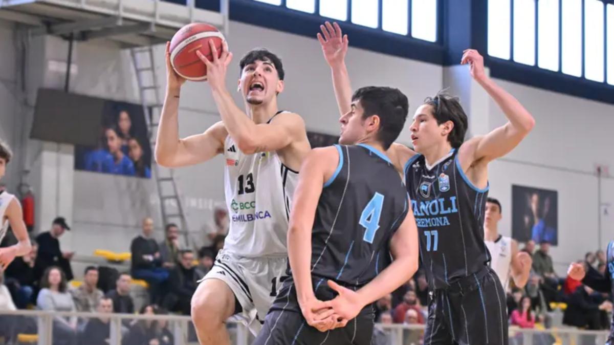 Next Gen Cup, la Virtus Bologna dilaga nel terzo quarto e supera la Vanoli Cremona