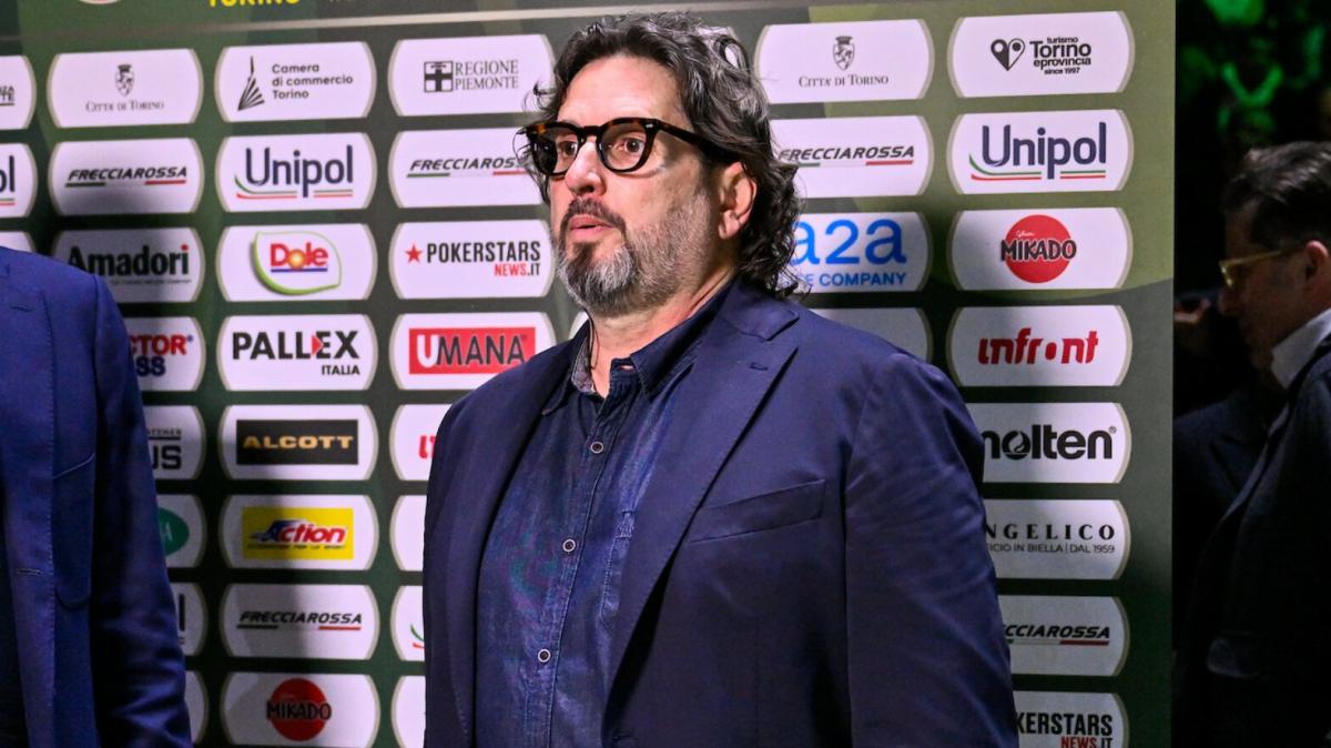 Trinchieri sull'Olimpia Milano: «La squadra in campo fotografia della squadra dietro la scrivania»