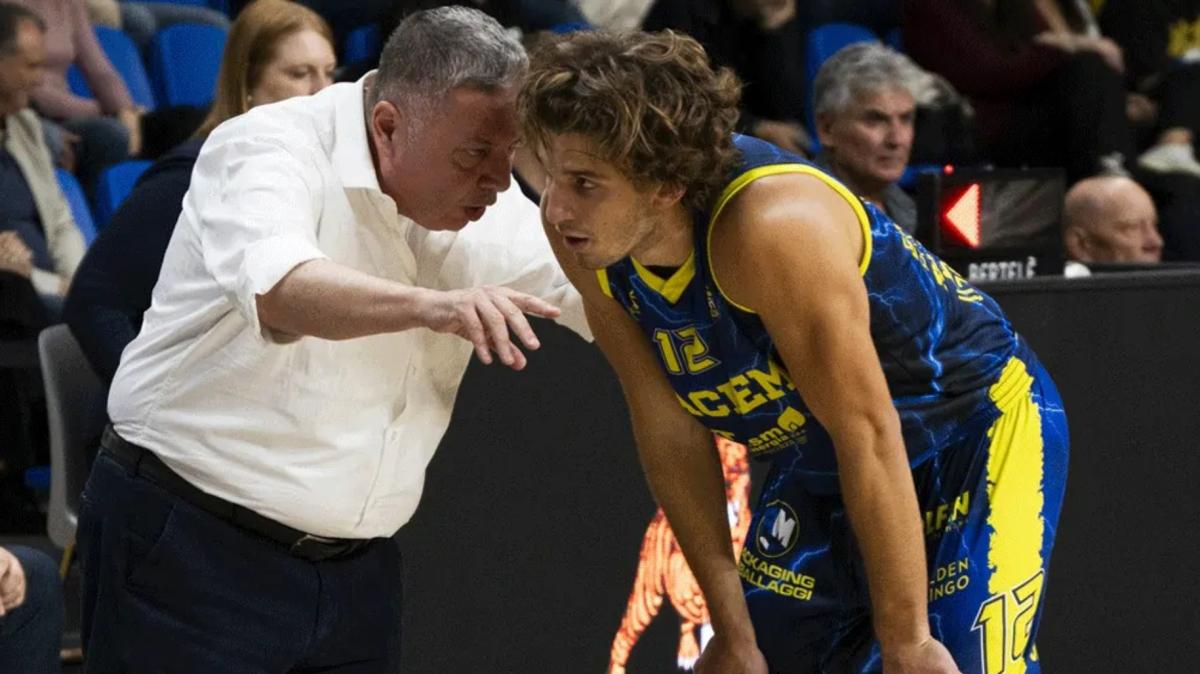 Serie B - Salieri contro il suo passato: "Piacenza costruita per vincere, ma siamo convinti di giocarcela"