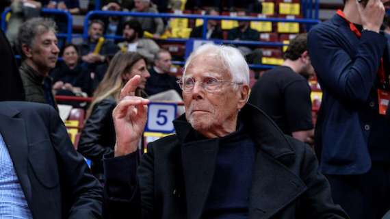 Giorgio Armani in convalescenza a seguito di un ricovero