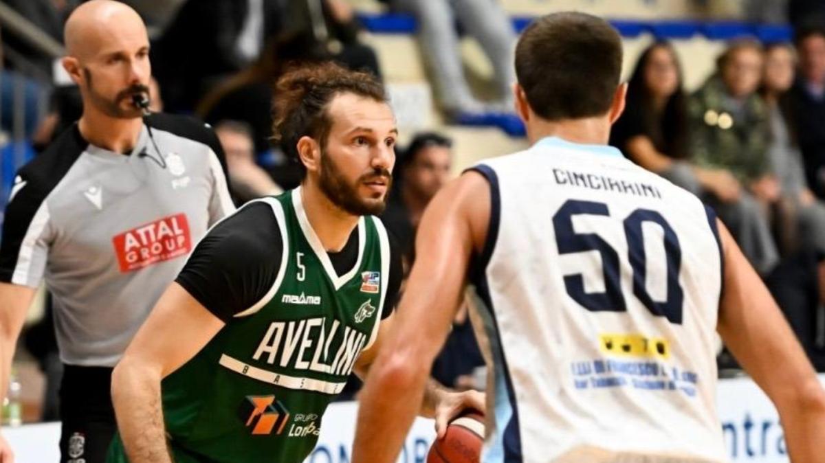 A2 - L'Avellino Basket guidata da Mussini viola Roseto