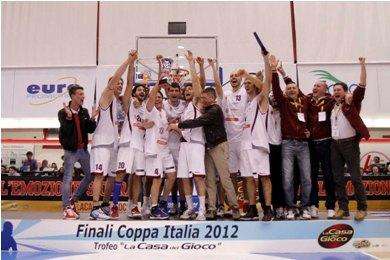 Una "giornata granata" particolare: insieme Trapani Calcio e Pallacanestro Trapani
