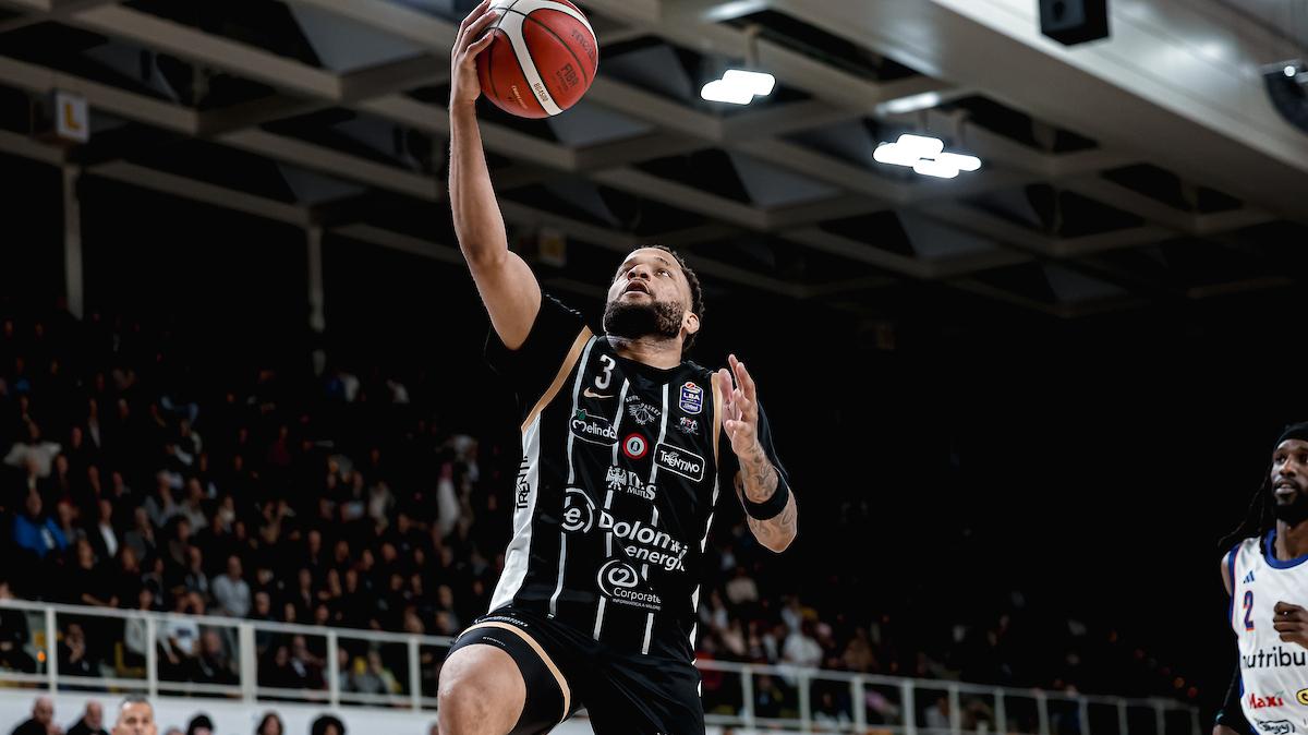 Trento, dichiarazioni di DeVante’ Jones e di Fabio Bongi sulla sfida con Ulm