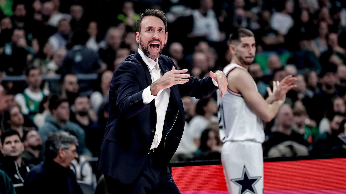 Peppe Poeta: «I ragazzi se lo meritavano. Vogliamo lottare per i playoff»