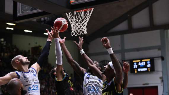 LIVE LBA - Brescia si aggiudica il derby con Cremona e torna in vetta 