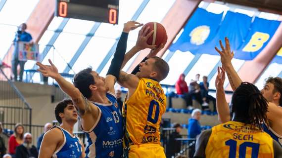 Serie B - I Bees subiscono il sorpasso nell'ultimo quarto da Agrigento