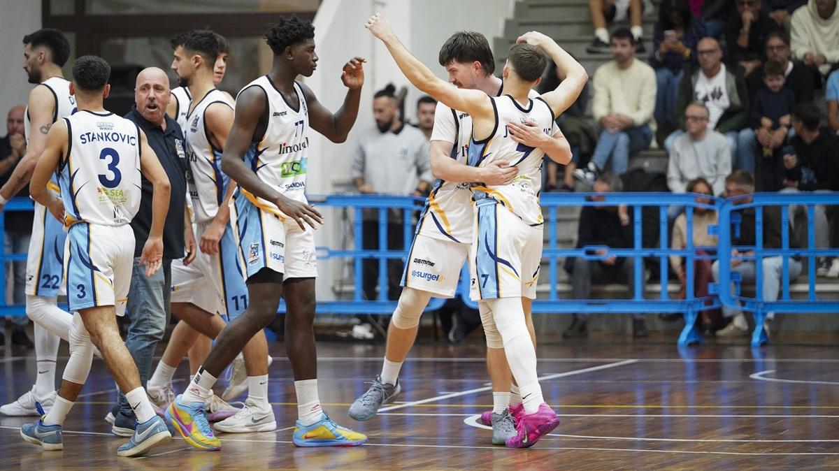 Serie B - Big match al PalaZumbo: la Dinamo Brindisi sfida la capolista Virtus Matera