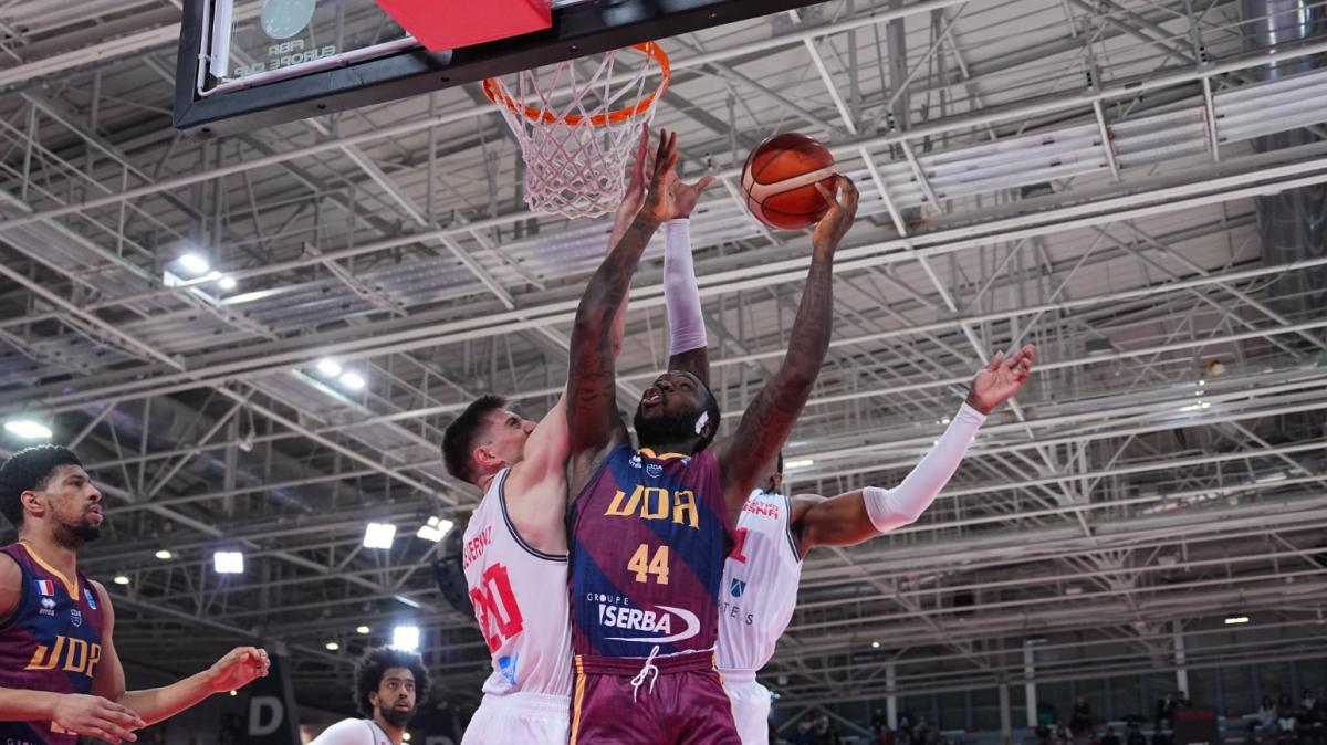 LIVE | Reggio Emilia, sconfitta pesante al PalaBigi: passa il JDA Dijon Basket