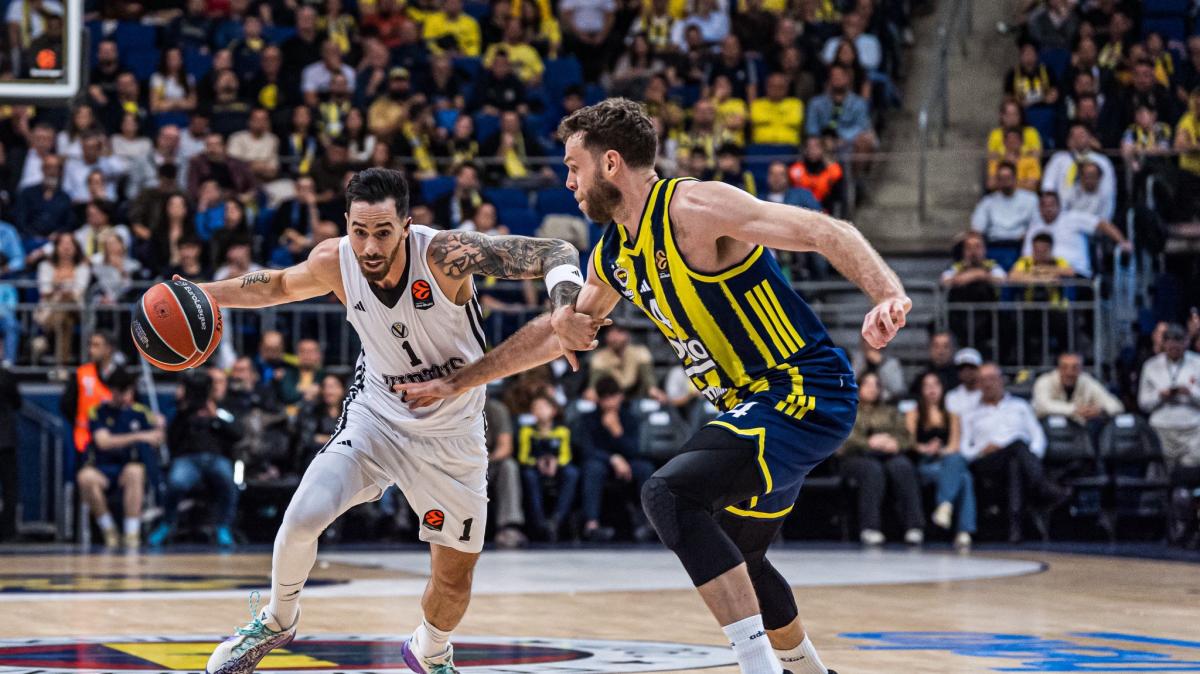LIVE | Fenerbahce vs Virtus Bologna: diretta (50-49 con 9:30 da giocare, 4Q)