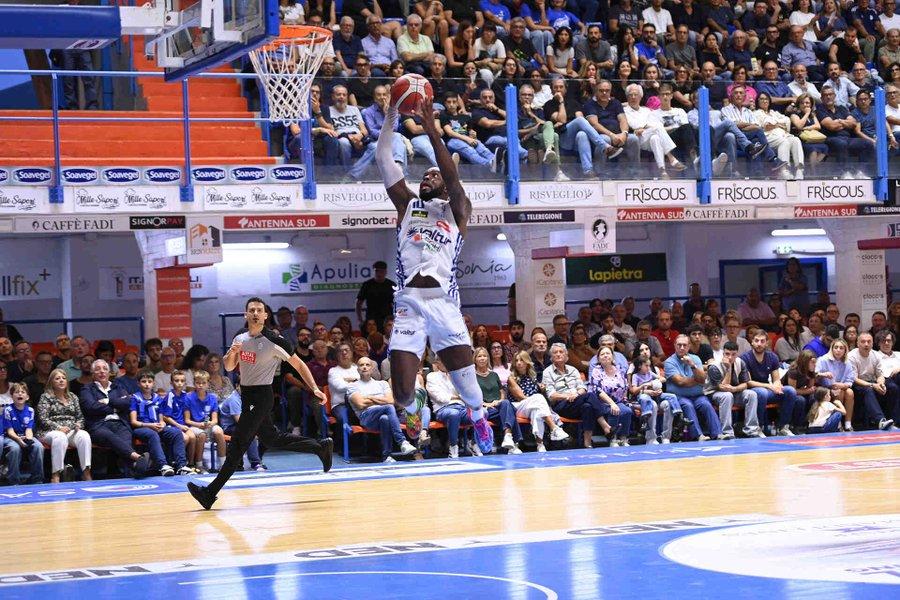 LIVE | Valtur Brindisi vittoria al fotofinish sulla Givova Scafati 