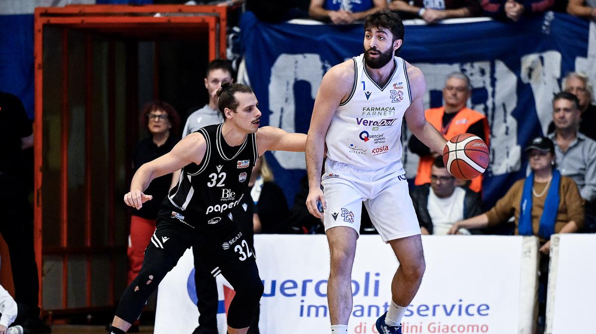 Serie B - La Pielle Livorno scappa con le triple e la Juvecaserta non la riprende