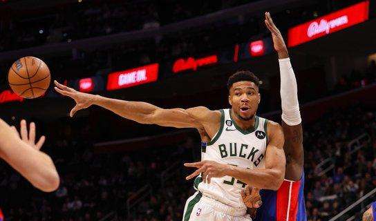 NBA - I Bucks con Giannis fanno un sol boccone dei Pistons