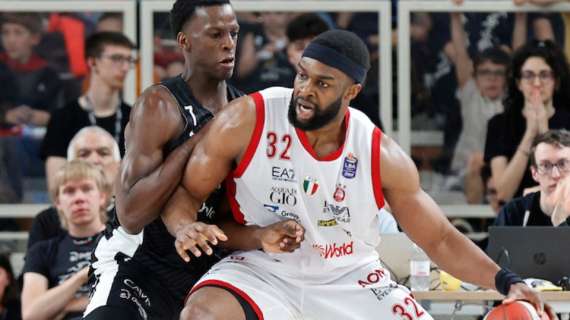 Olimpia Milano, l'infortunio di Josh Nebo: salta Gara 2, ma ancora da valutare