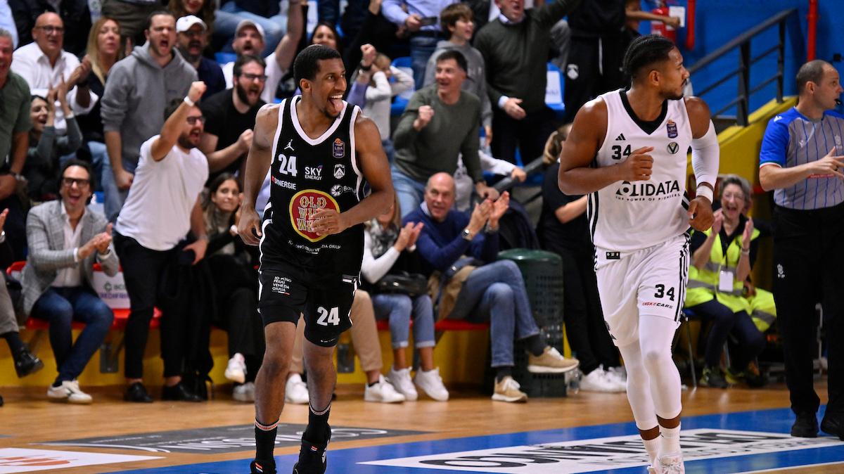 Apu Old Wild West: Hickey torna, ma Dawkins si ferma. Dubbi per la sfida contro Brescia