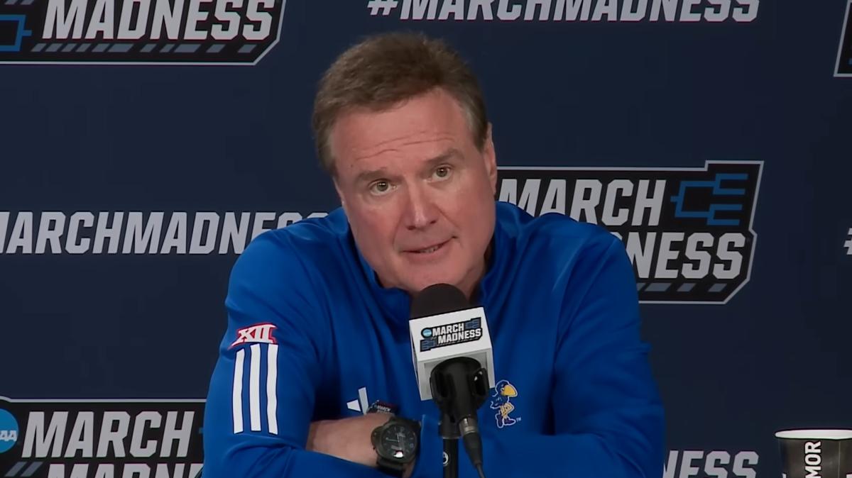 «Tutte stronz*te»: Kansas, Kansas Jayhawks smentite le voci sul ritiro