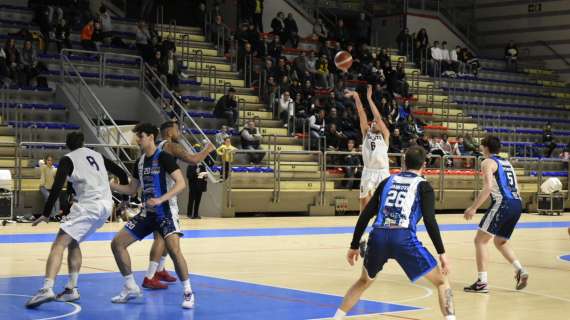 Serie B - CJ Basket-Molfetta: un grande Taranto si arrende nel finale