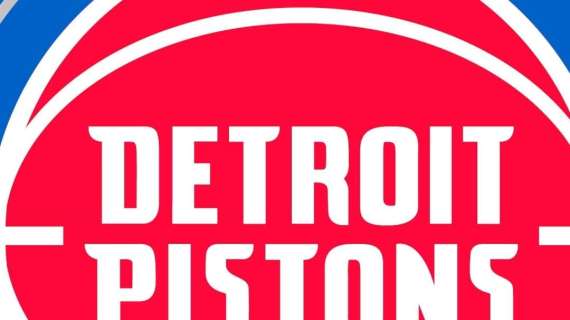 NBA - Detroit Pistons, Derrick Walton Jr firma un Exhibit 10