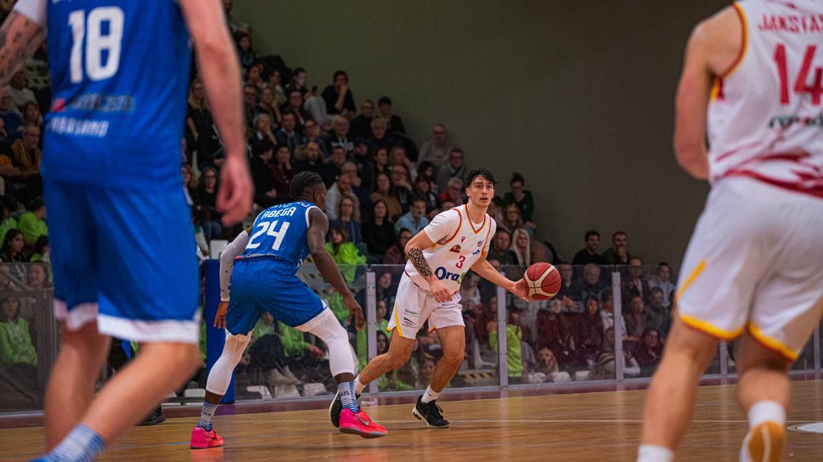Serie B - Rimonta sfiorata al PalaCosta da Ravenna, vince Fabriano 