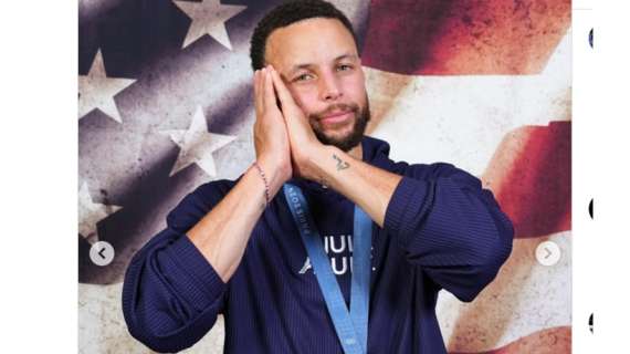 Stephen Curry ricorda gli "Avengers" olimpici del 2024 con il suo stile