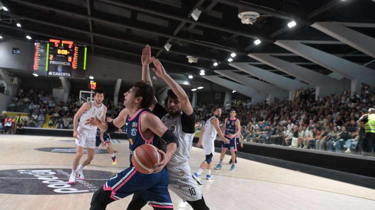 Serie B - Orzinuovi al PalaPiccolo di Caserta per riequilibrare la serie