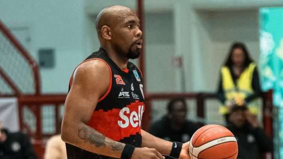 UFFICIALE A2 - «I'm back». Stacy Davis annuncia il rinnovo alla Sella Cento