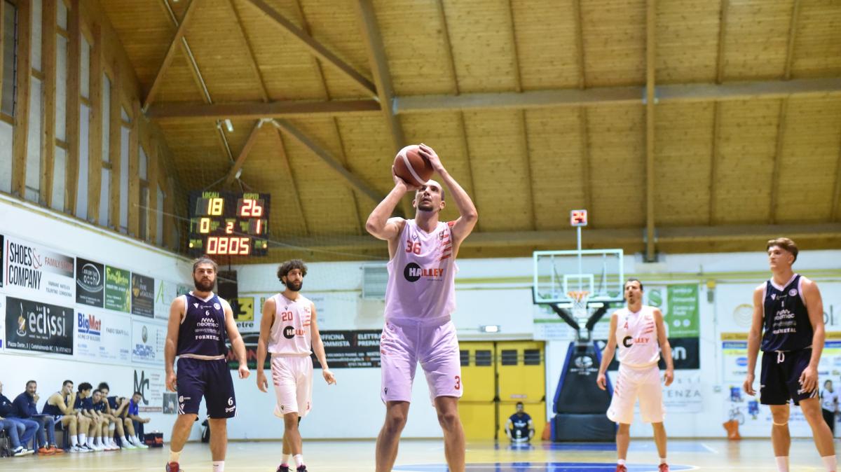 Serie B - Ancora in rimonta, impresa Vigor Matelica contro Bramante Pesaro