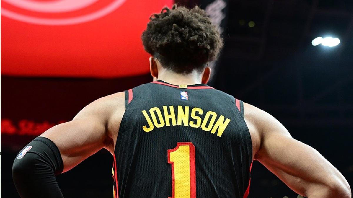 NBA Cup - Con la tripla doppia di Jalen Johnson, Atlanta elimina Cleveland