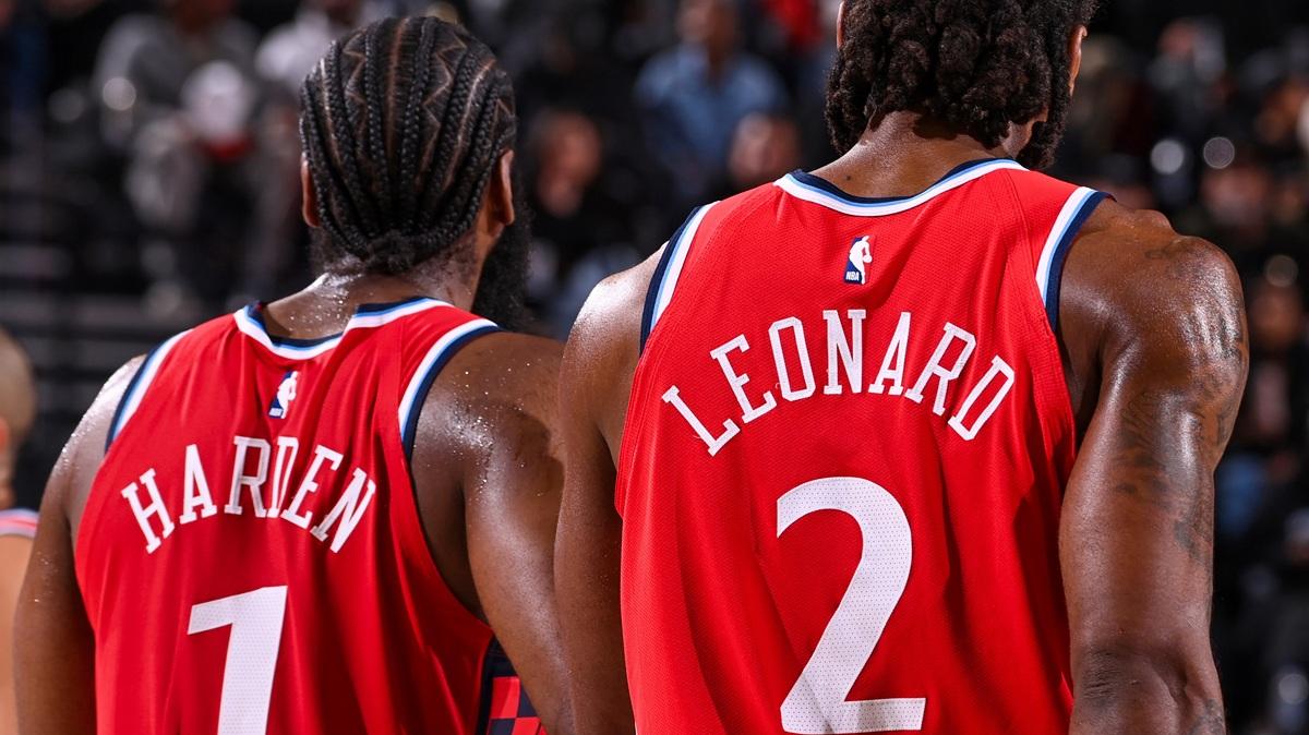 LeBron troppo solo: Kawhi Leonard e James Harden travolgono i Lakers