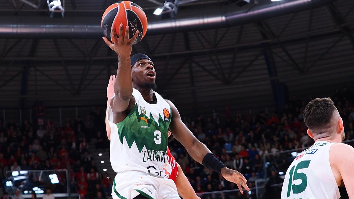 Francisco al Barcelona? Misko Raznatovic parla di fake news...