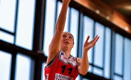 A2 F - Ancona Basket Girls firma la guardia Lucrezia Zanetti
