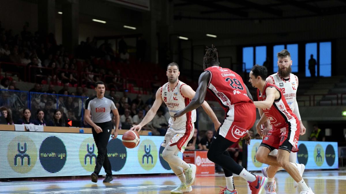 Pesaro, Leka: «Nei playoff non è sufficiente giocare bene per 20 minuti»