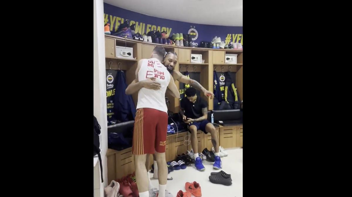 Fener-Olimpia, partita speciale per Marko Guduric: il video negli spogliatoi turchi