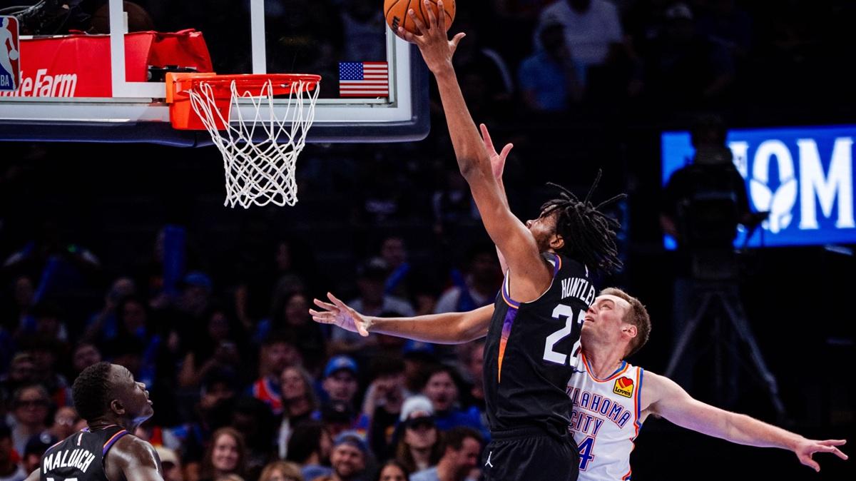 Bouyea e Dunn guidano Phoenix verso il play-in travolgendo Oklahoma City