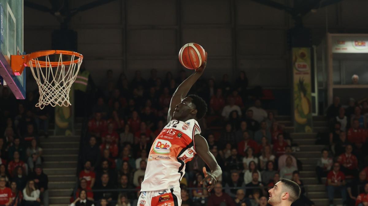 A2 - Dole Rimini dominante, al Flaminio niente da fare per Cento