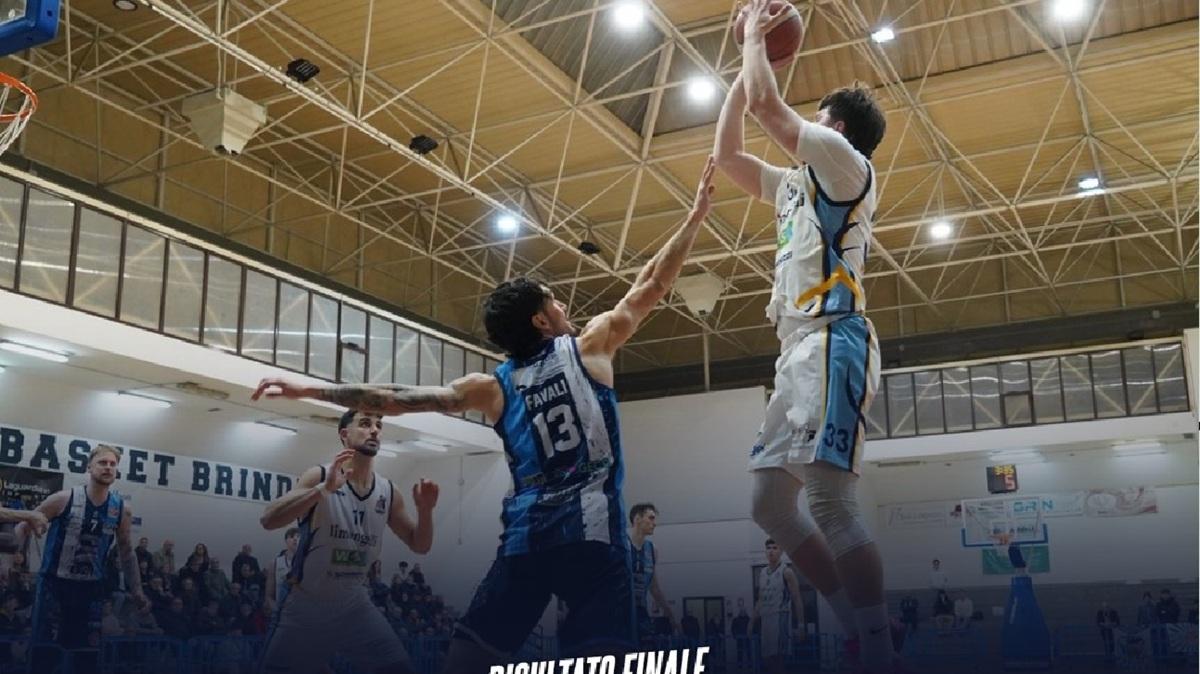 Serie B - Terza vittoria di fila, la Dinamo Brindisi brilla e regola Molfetta