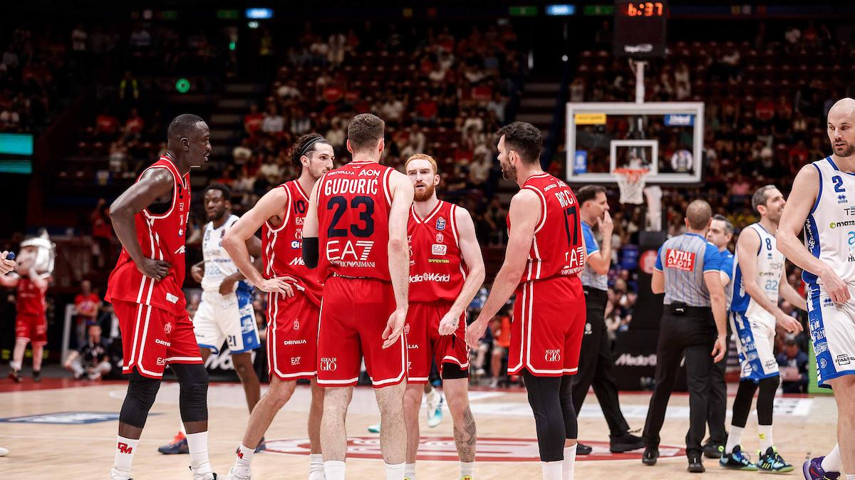L'Olimpia Milano domina, piega Brescia, va in finale: gli highlights